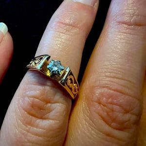 Vintage gold diamond ring 💍